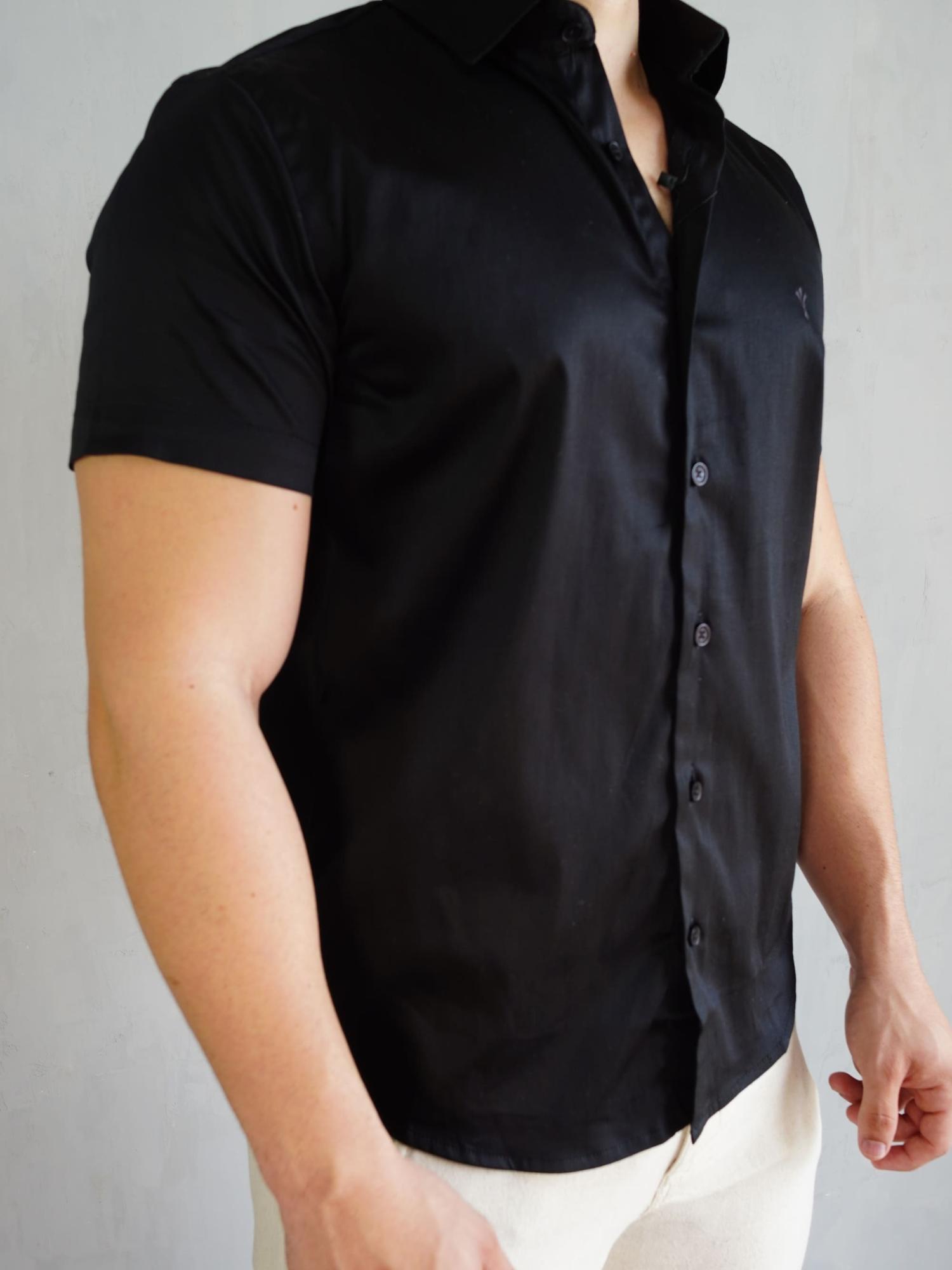 CAMISA MANGA CURTA PRETO