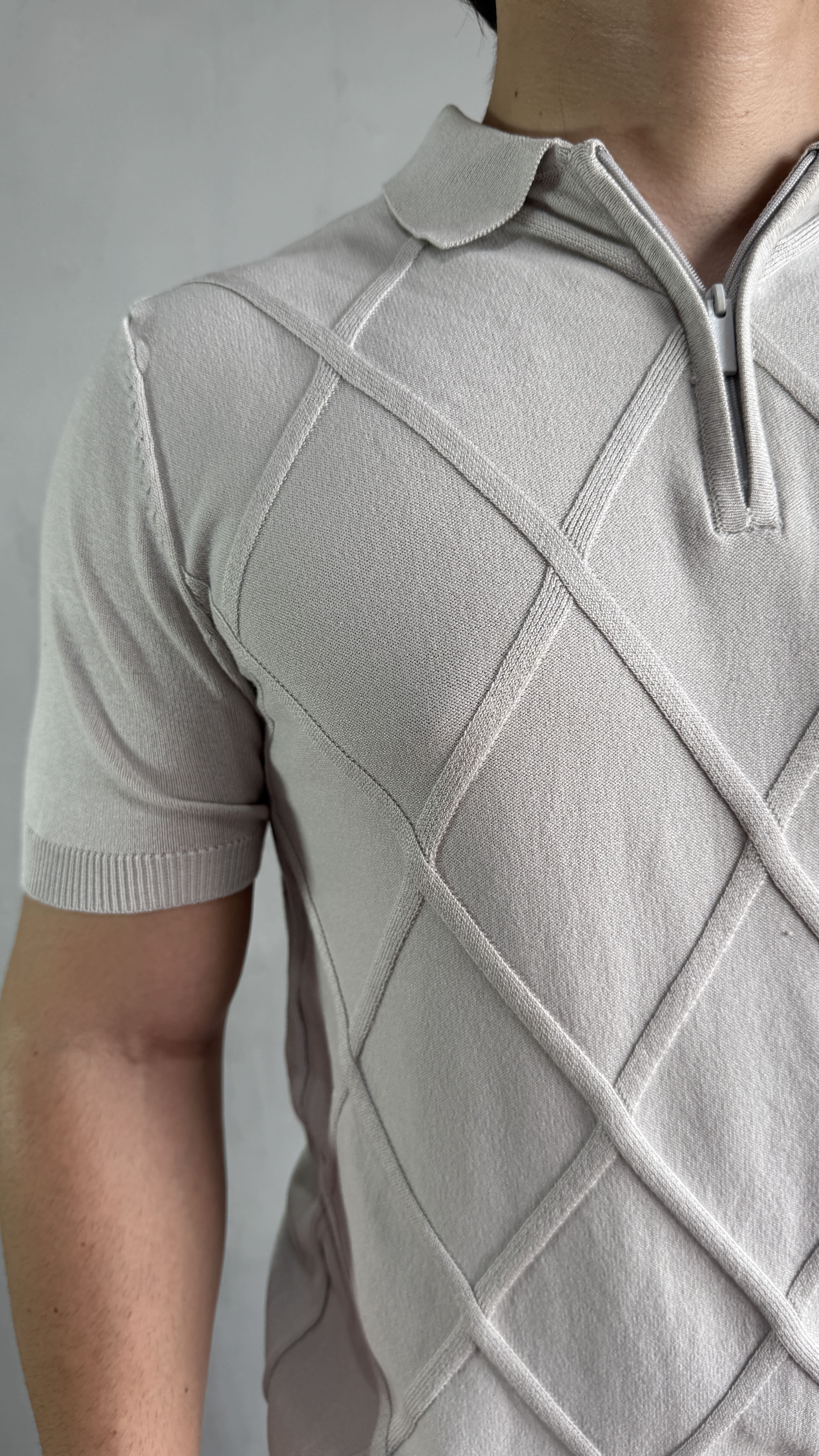 POLO TRICOT TEXTURIZADA CINZA